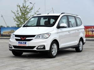 上汽通用五菱 五菱宏光 2016款 1.5L S舒適型